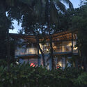 Reflections House / Thought Parallels - Exterior Photography